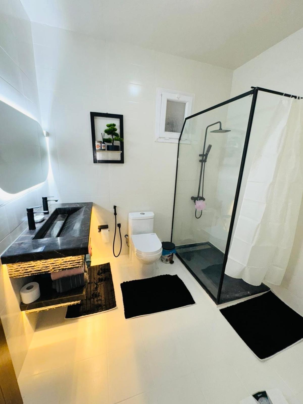 Appartement F5 Spacieux Equipe Haut Standing Mahelma Alger ภายนอก รูปภาพ